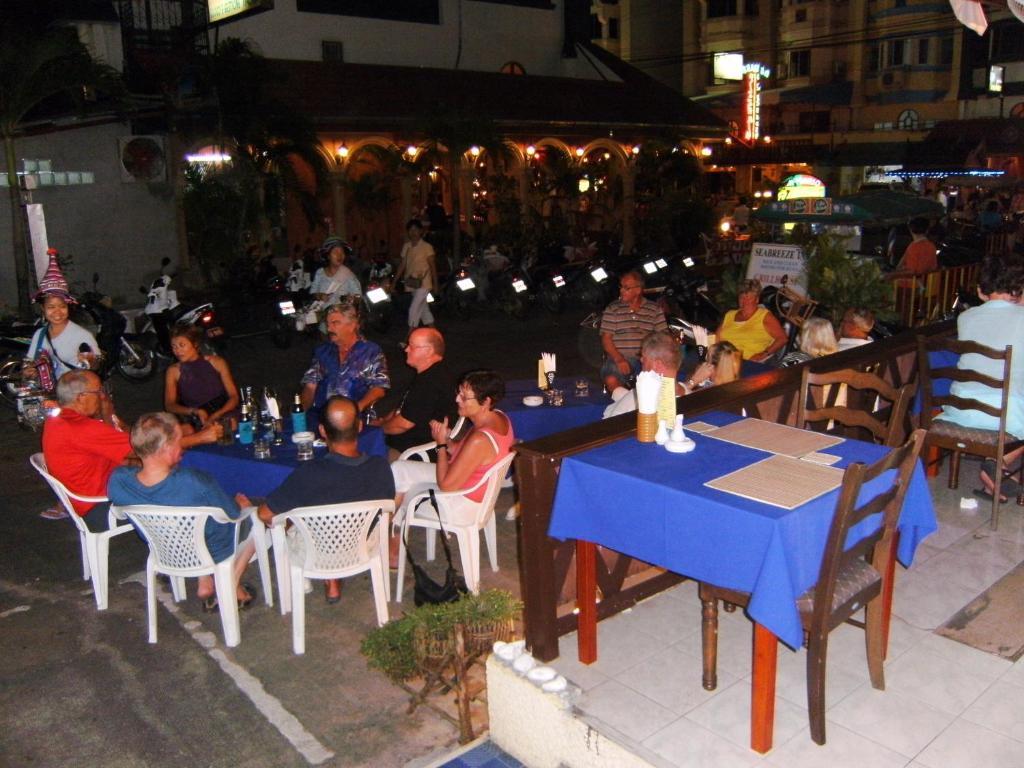 Karon Seabreeze Inn מראה חיצוני תמונה