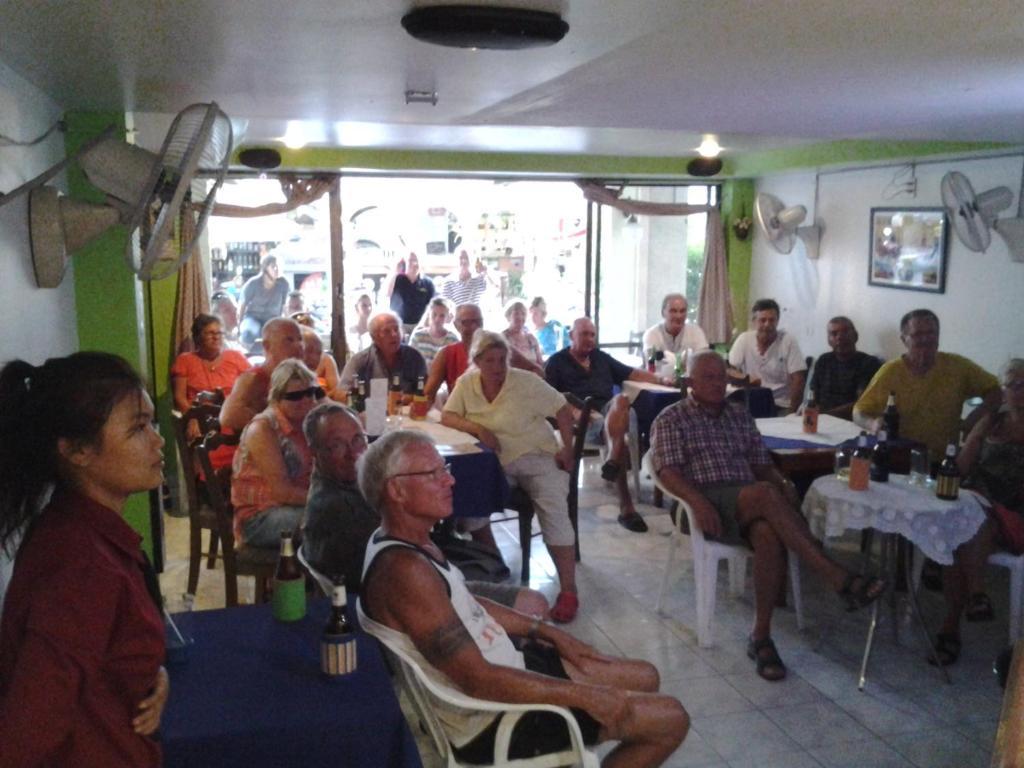 Karon Seabreeze Inn מראה חיצוני תמונה